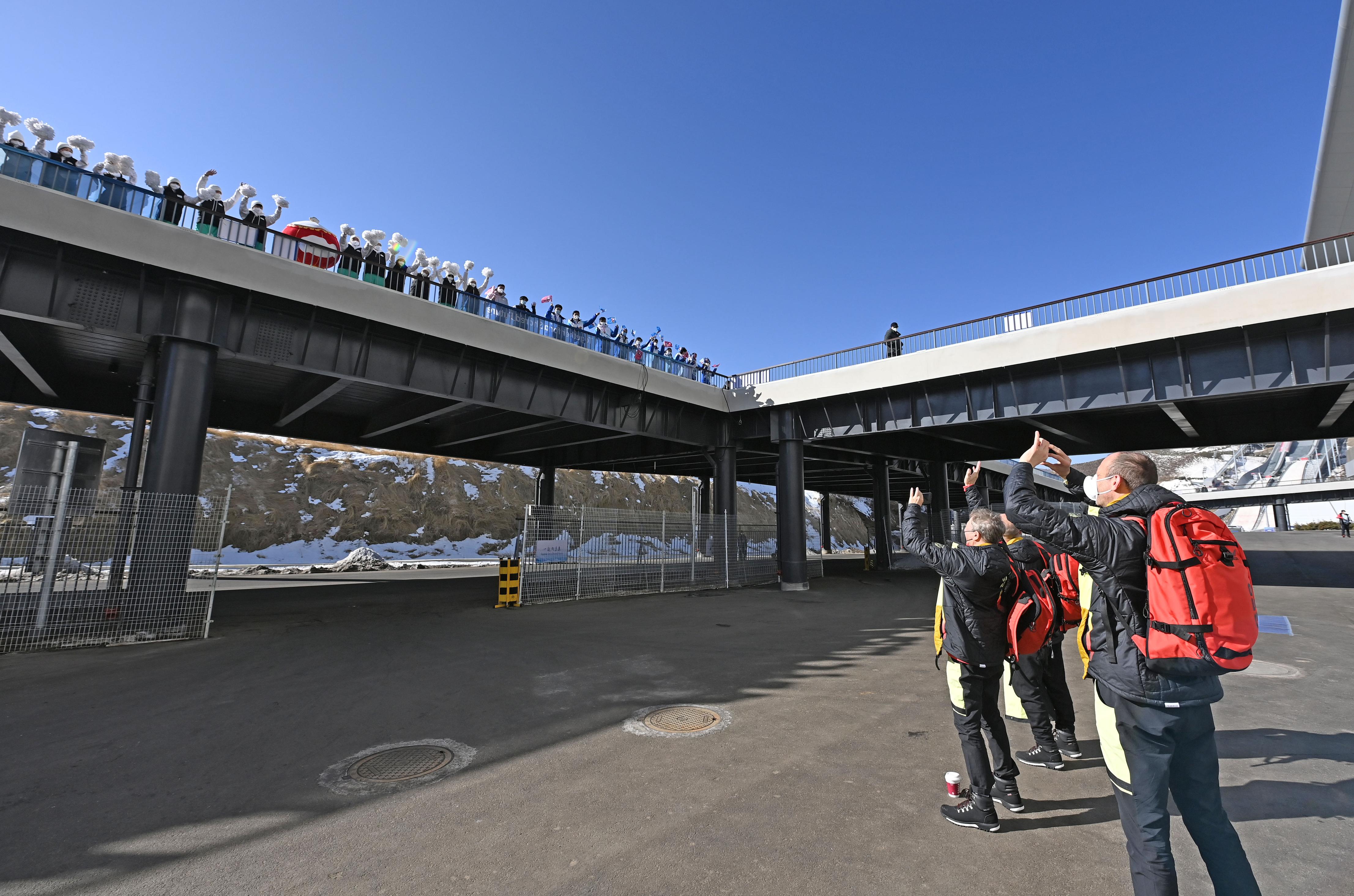 星空体育-关于费德勒官方宣布锐不可当新规，利物浦引发争议！赛场气氛高涨的信息-星空体育