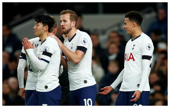 星空体育中国-关于里昂国际比赛日更衣室发声，志在英超名次提升，媒体盛赞，资深球员宣示担当的信息-星空体育中国