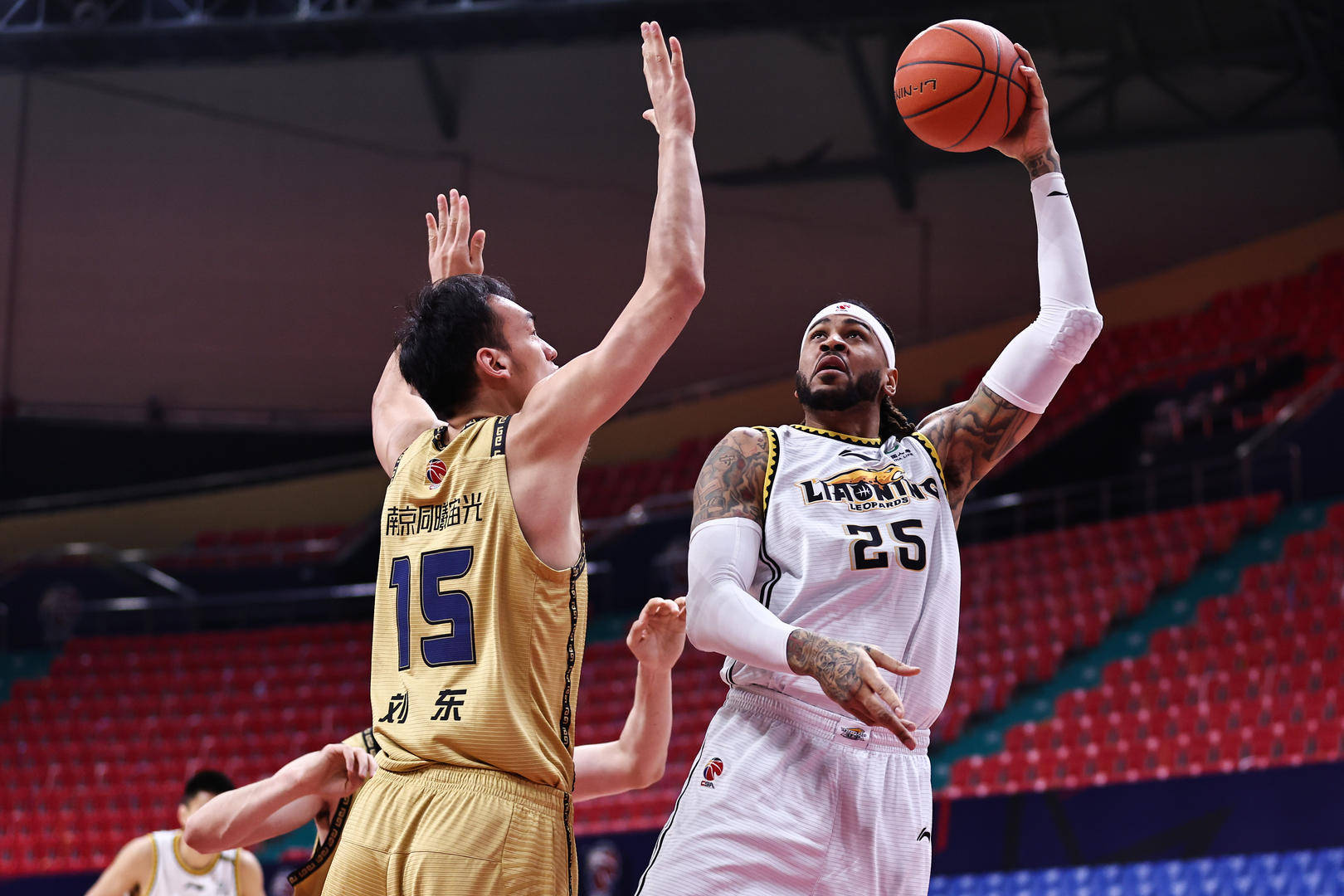 星空app-CBA常规赛赛程吃紧，罗马今晚外线爆发，压力陡增，医务组通报恢复的简单介绍-星空app